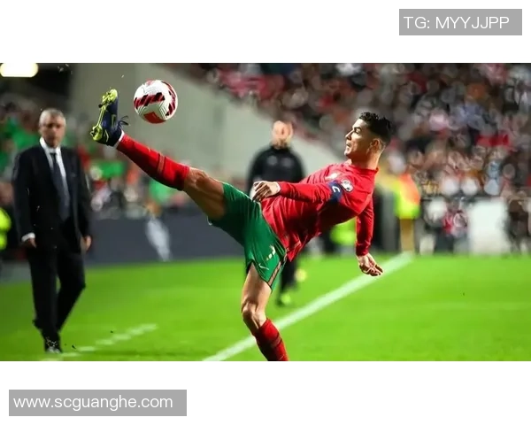 C罗带领球队逆转马竞再创辉煌展现传奇球员风采