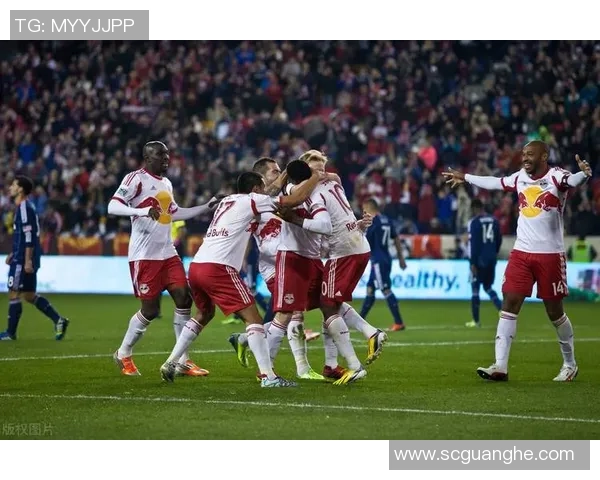 多伦多与芝加哥精彩对决比分揭晓球迷热议赛场表现与未来展望