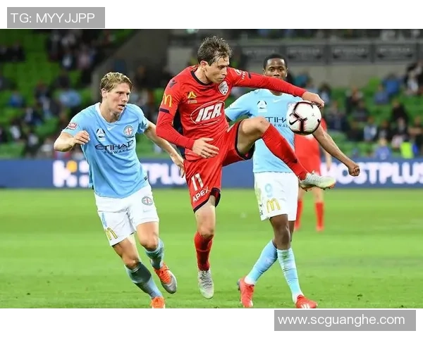 悉尼足球队与中岸水手的精彩对决结果揭晓,赛季走势引人关注 悉尼足球队与中岸水手的精彩对决结果揭晓,赛季走势引人关注